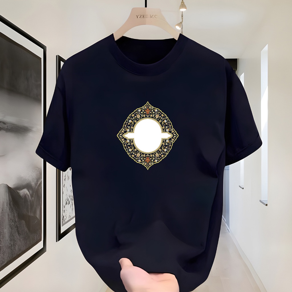 Kaos Ramadan paduan topi baseball COD gaya kasual modern untuk jalan-jalan sore hari muslim