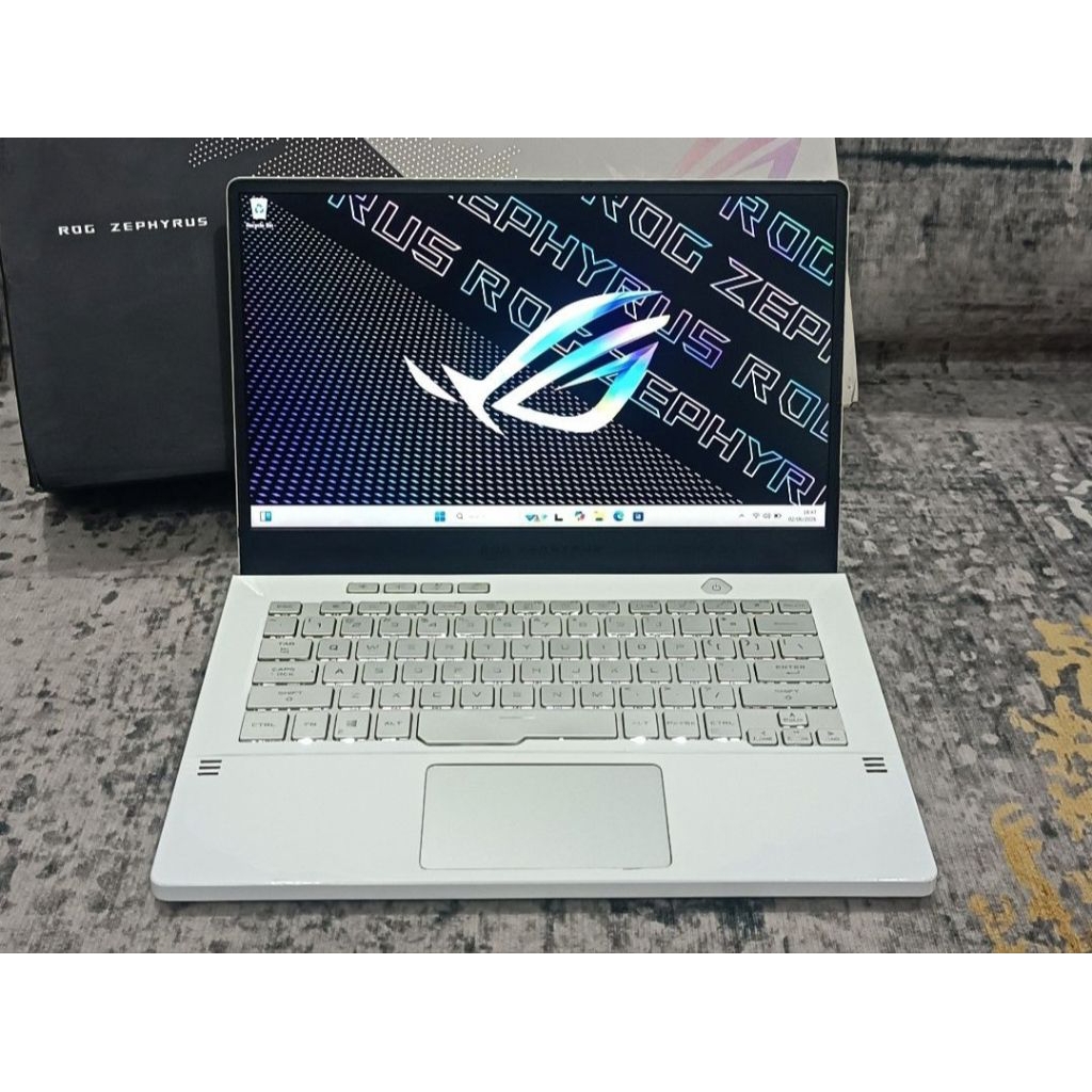 Asus ROG Zephyrus G14 Ryzen 9 5900HS 16/1Tb RTX 3060 6Gb 192bit 144Hz Fullset Like New