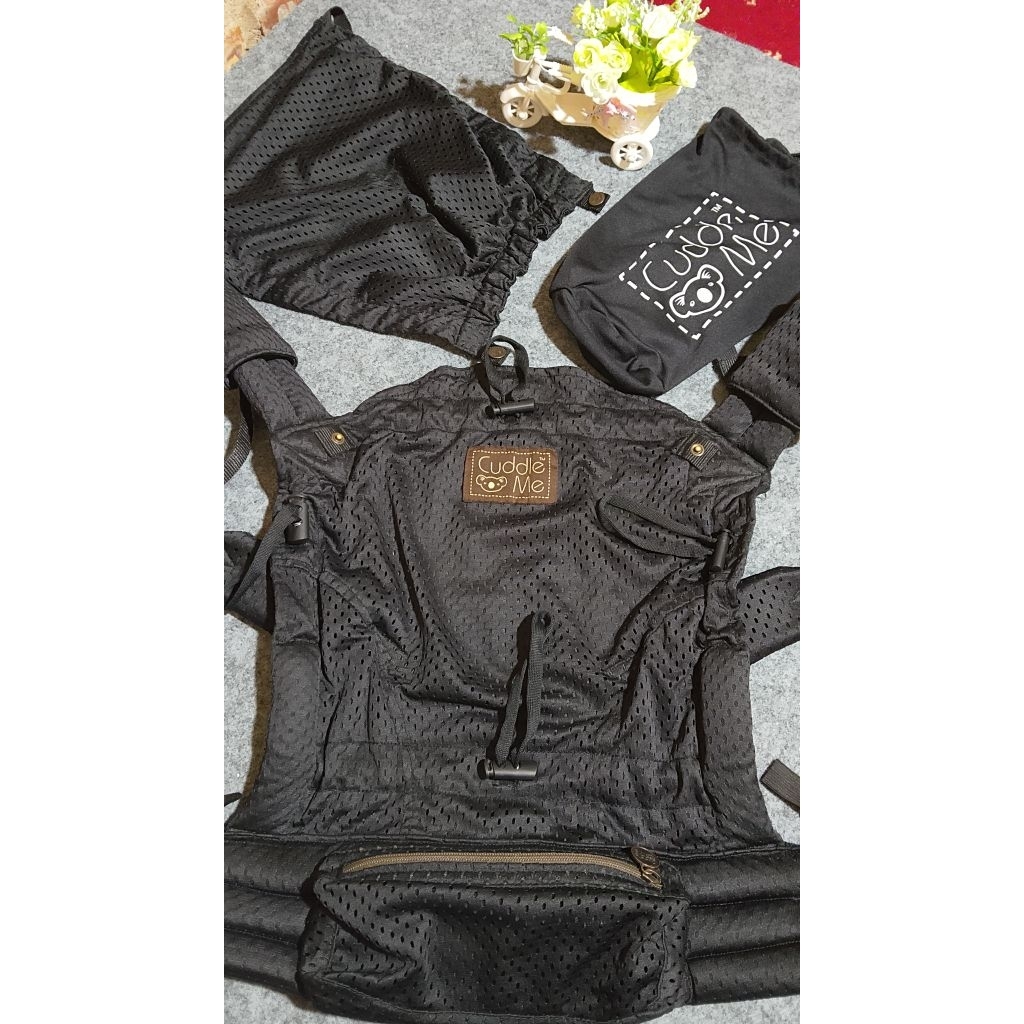 Cuddleme Levana Air Carrier Preloved