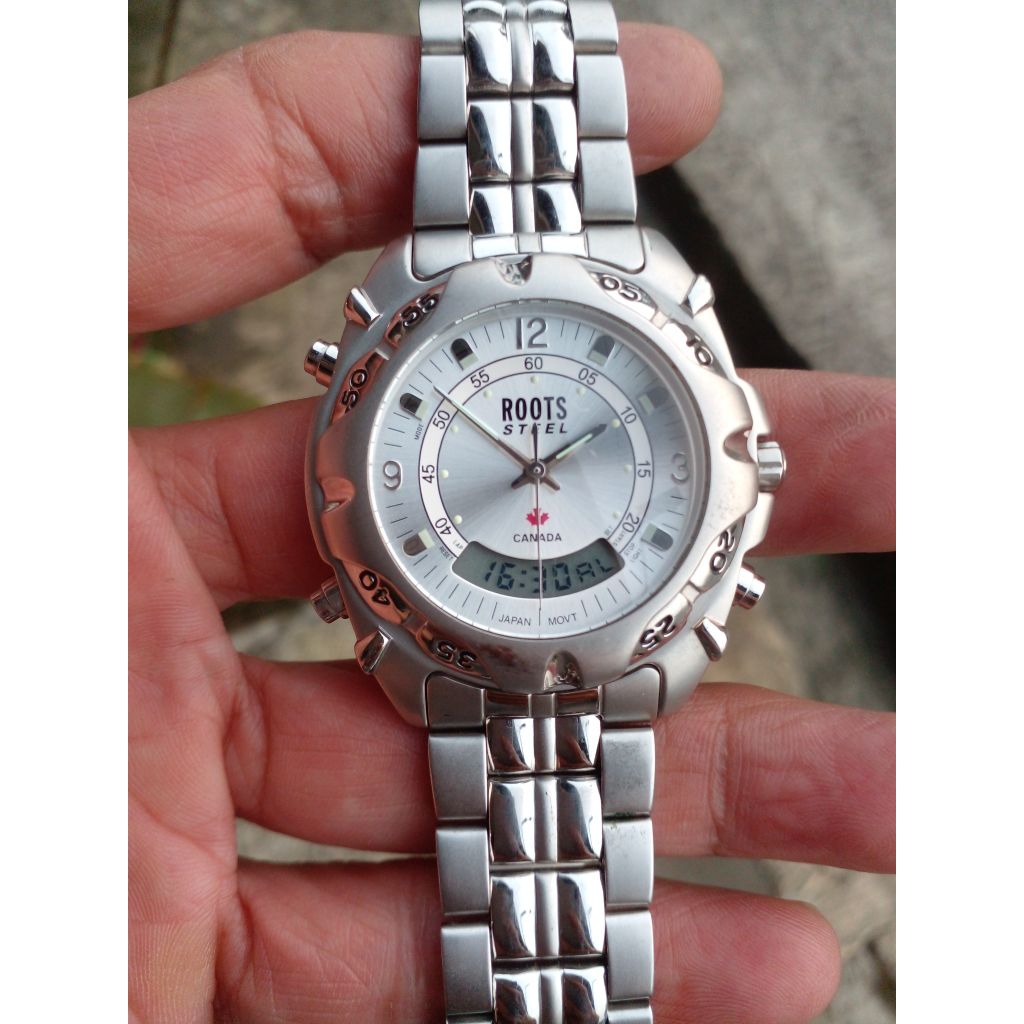 JAM TANGAN PRIA ROOTS STEEL R174 original seken preloved