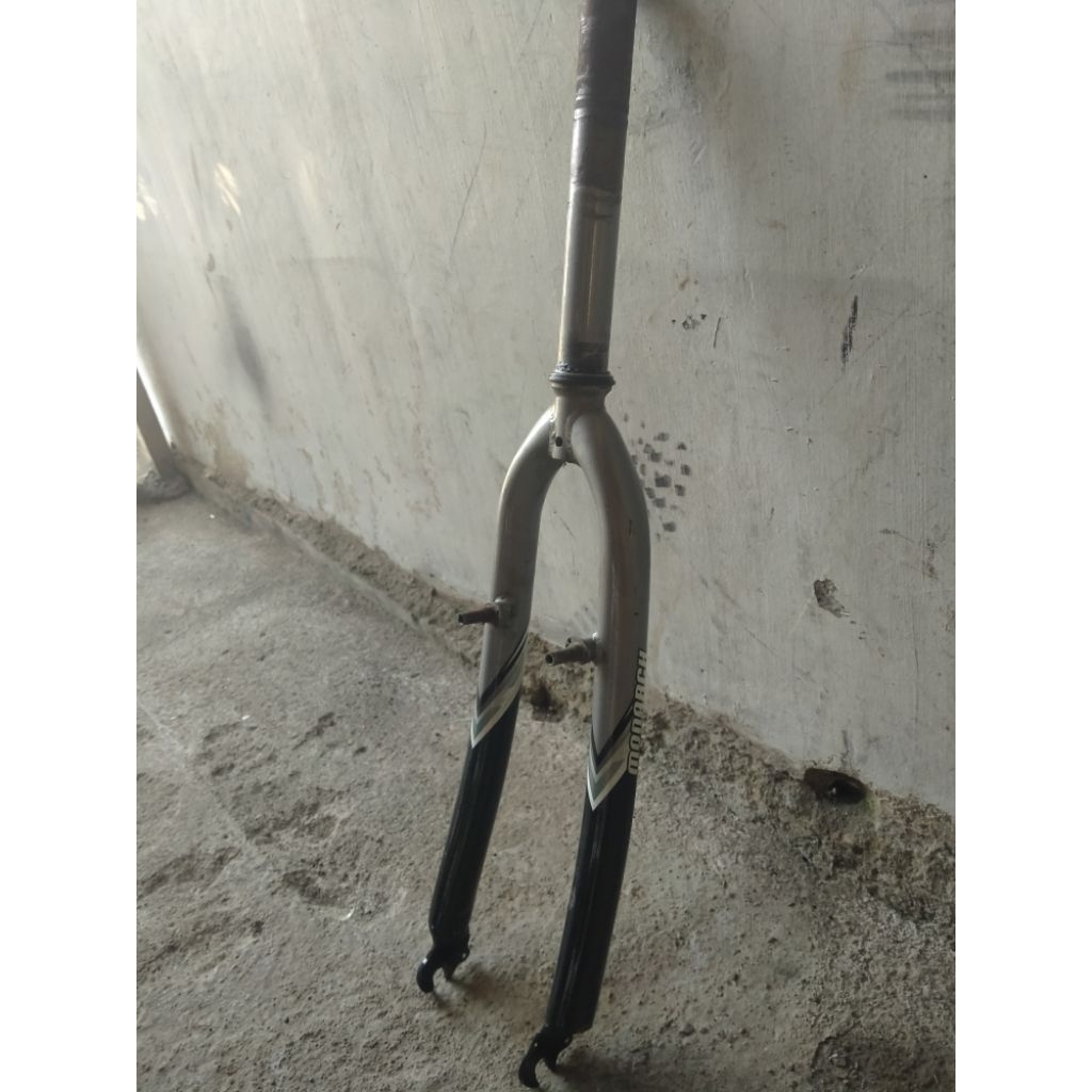 fork Sepeda Polygon monarch