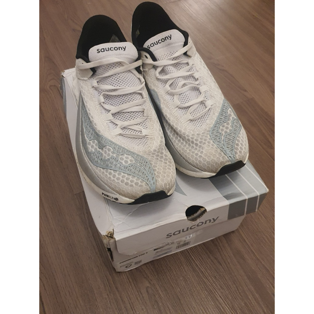 Saucony Endorphin Pro