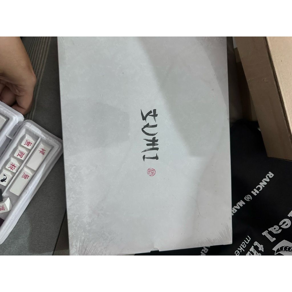 keycaps GMK sumi base + Novelties