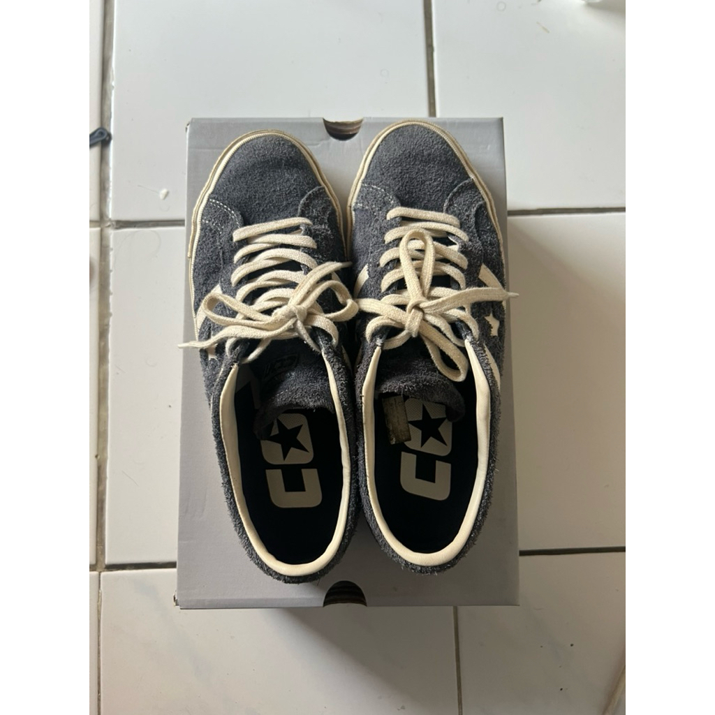 sepatu converse one star pro academy