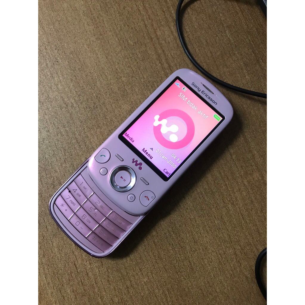 Sony ericsson W20 Zylo, walkman clear bass mirip W902 W980 W995 W705 W595 W910