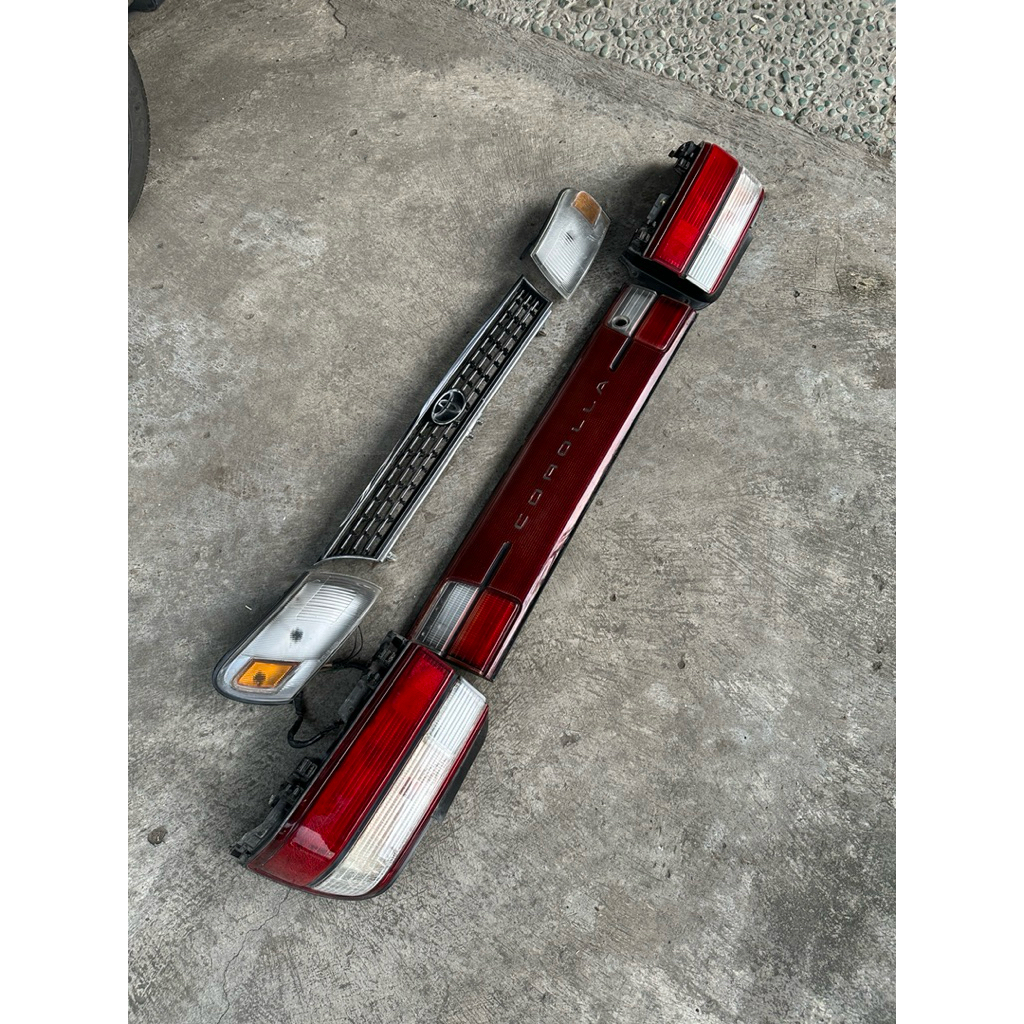 stop lamp, gril, sein great corolla 95