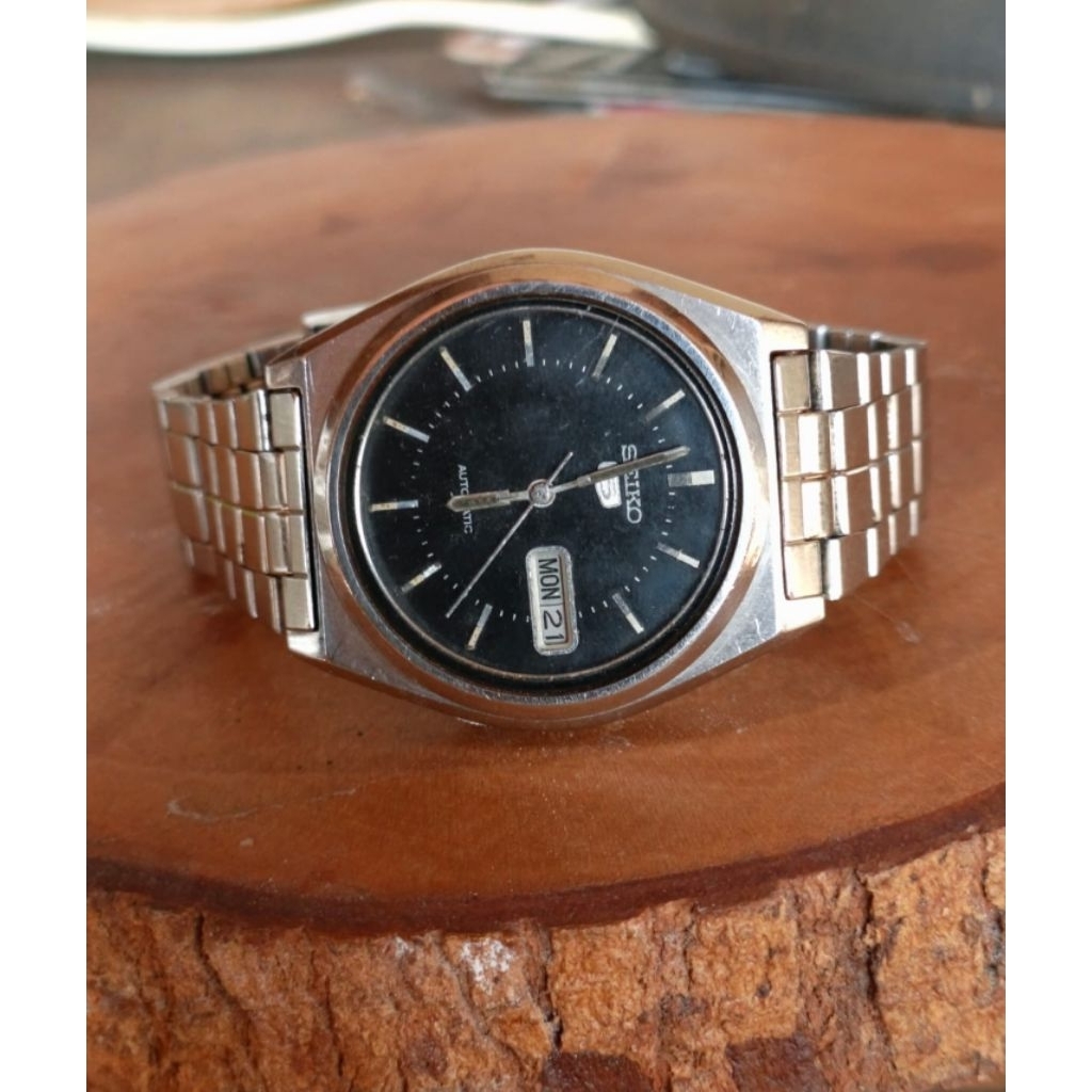 seiko 5 automatic 7009-8761