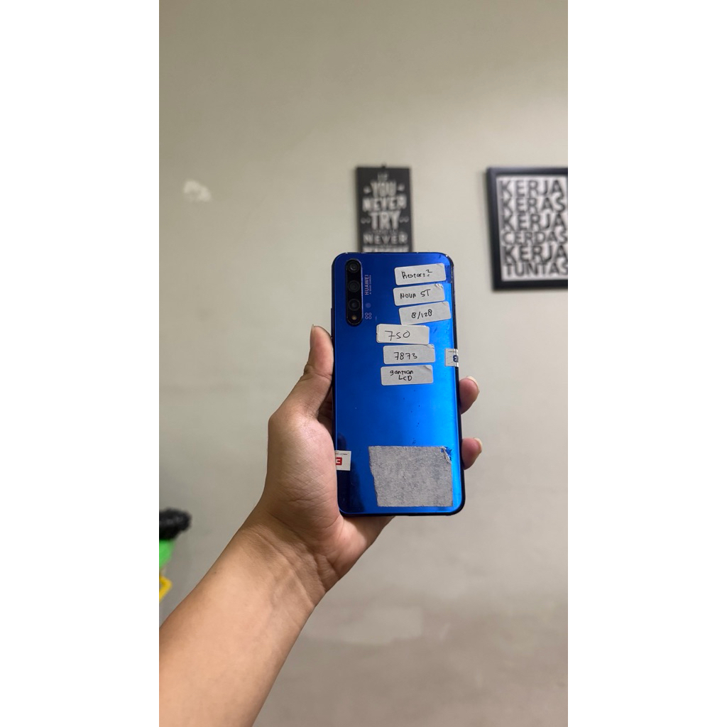 Handpone Hp huawei Nova 5T 8/128 Original Resmi Second Layak pakai Ada minus