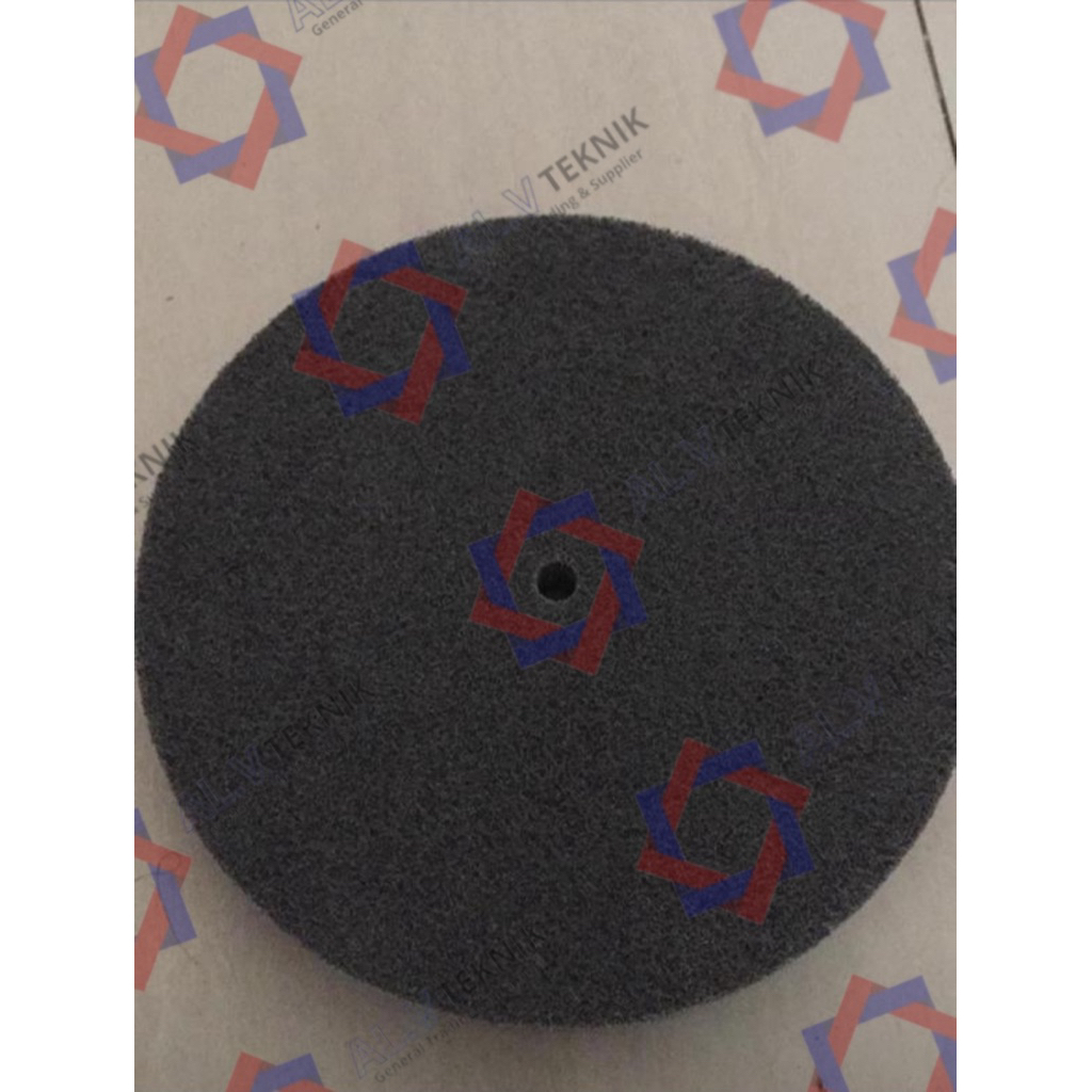 Non woven 8” x 1” poliac wheel