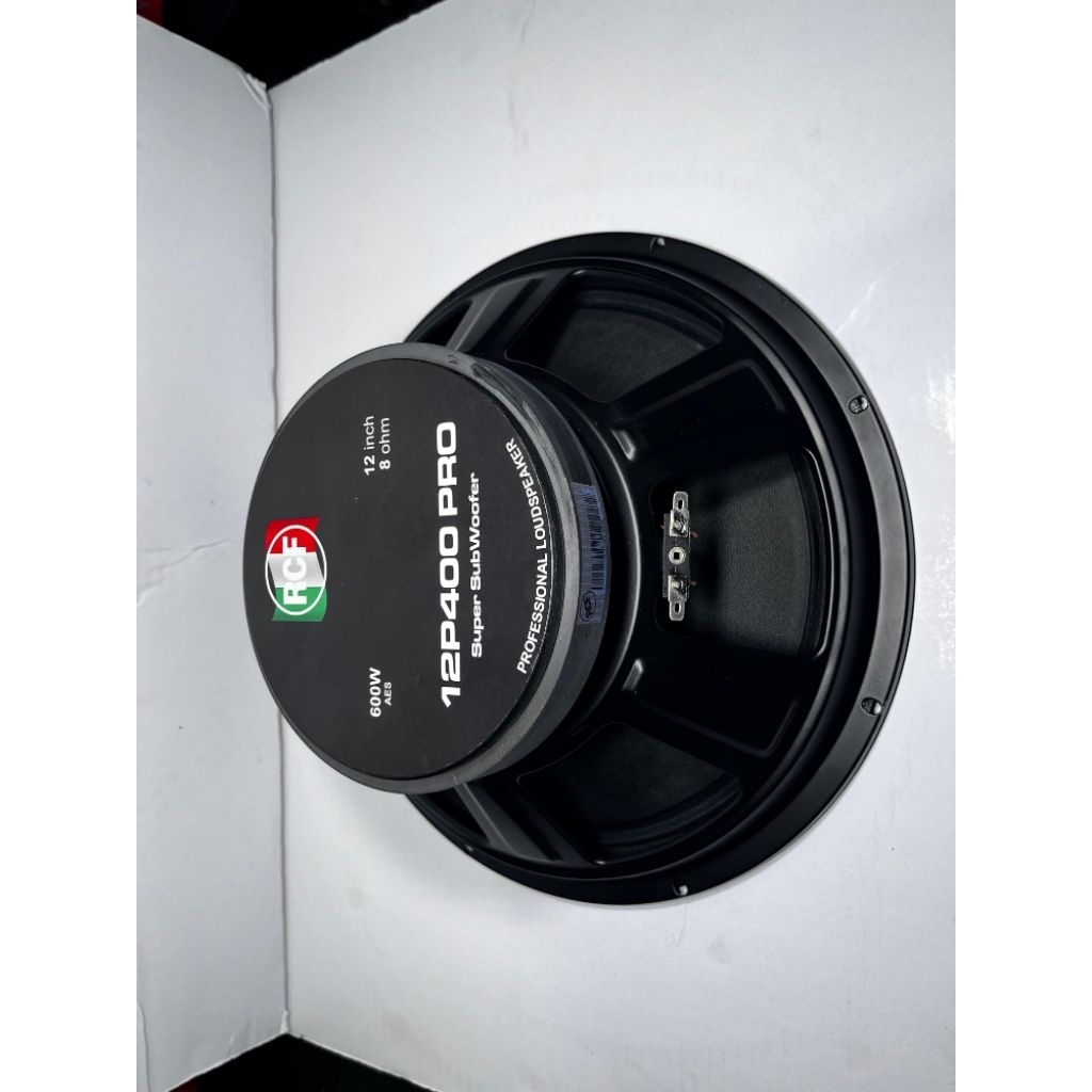 RCF 12p400 pro 600 Watt