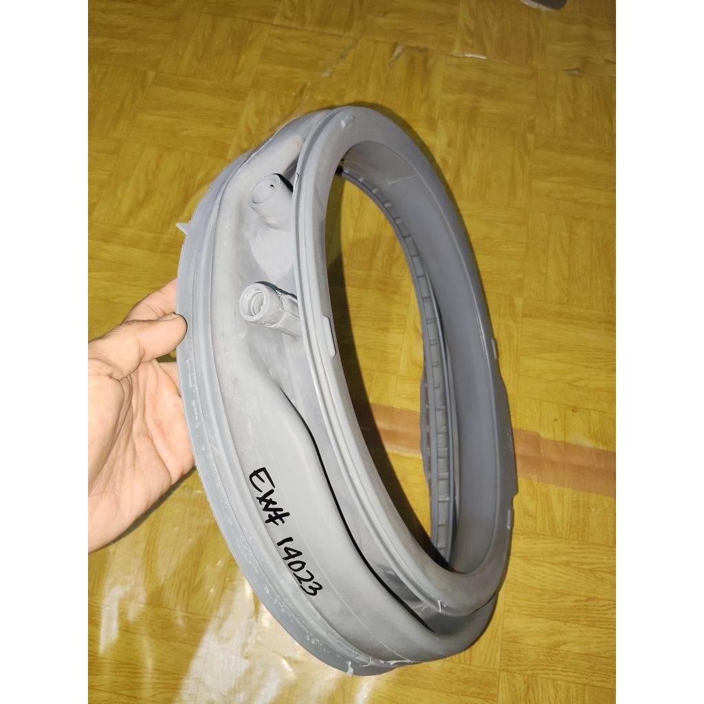 DOOR GASKET MESIN CUCI ELEKTROLUX EWF 14023