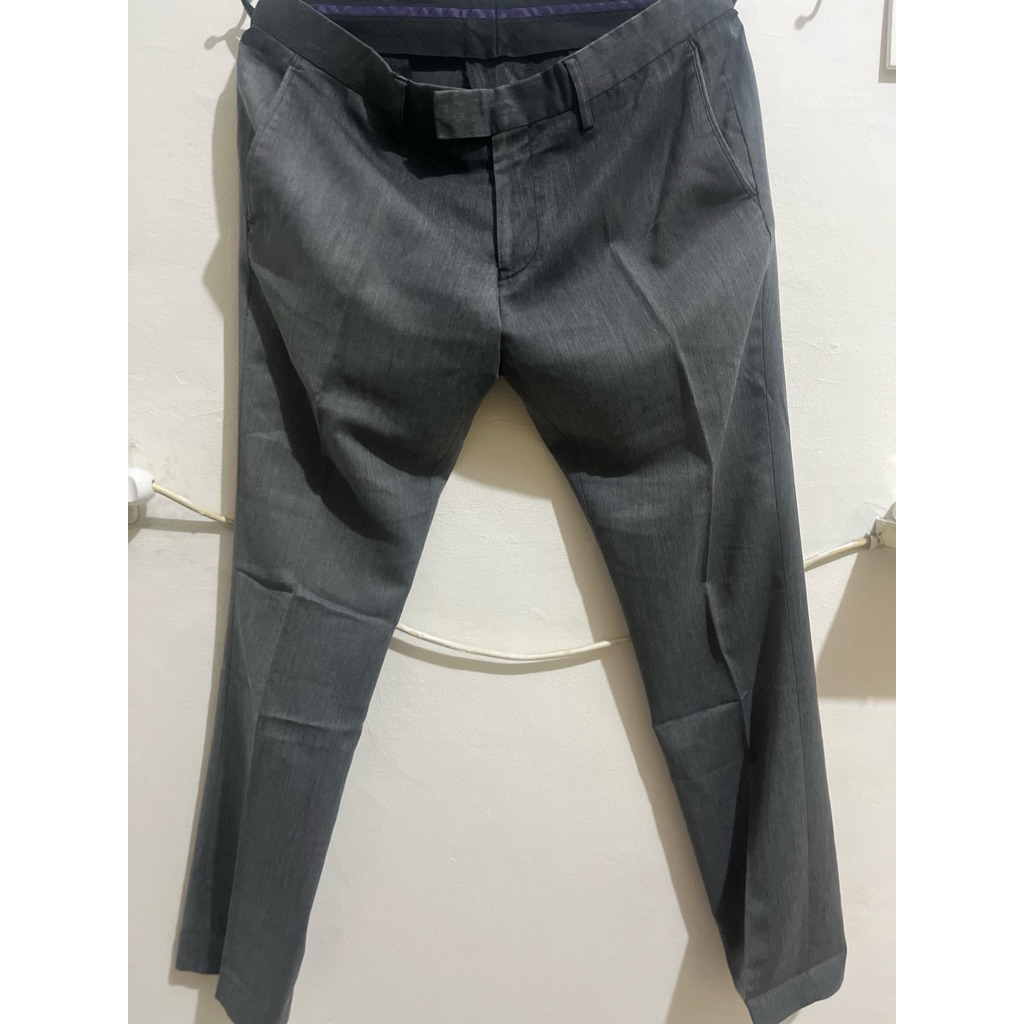 Preloved Celana Kerja Cowok The Executive 100% Original Skinny Fit