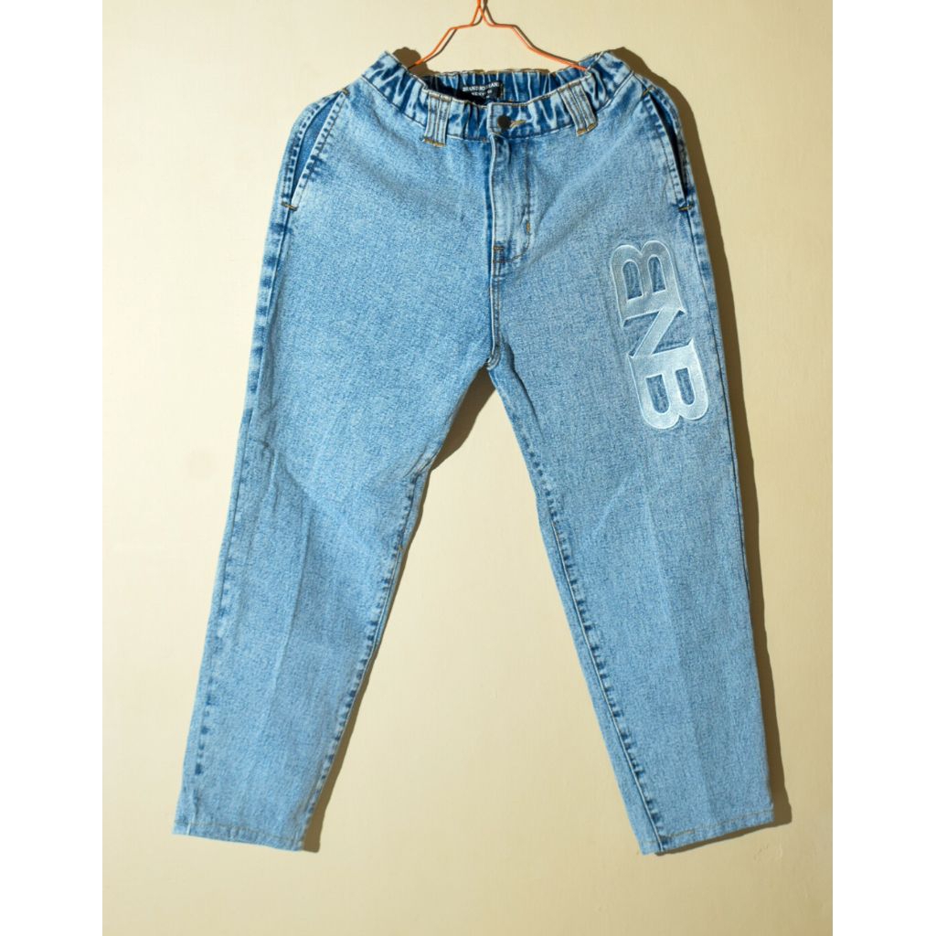 Brand No Brand (BNB) "Embossed Logo" Jeans Size S - Celana Denim Light Blue