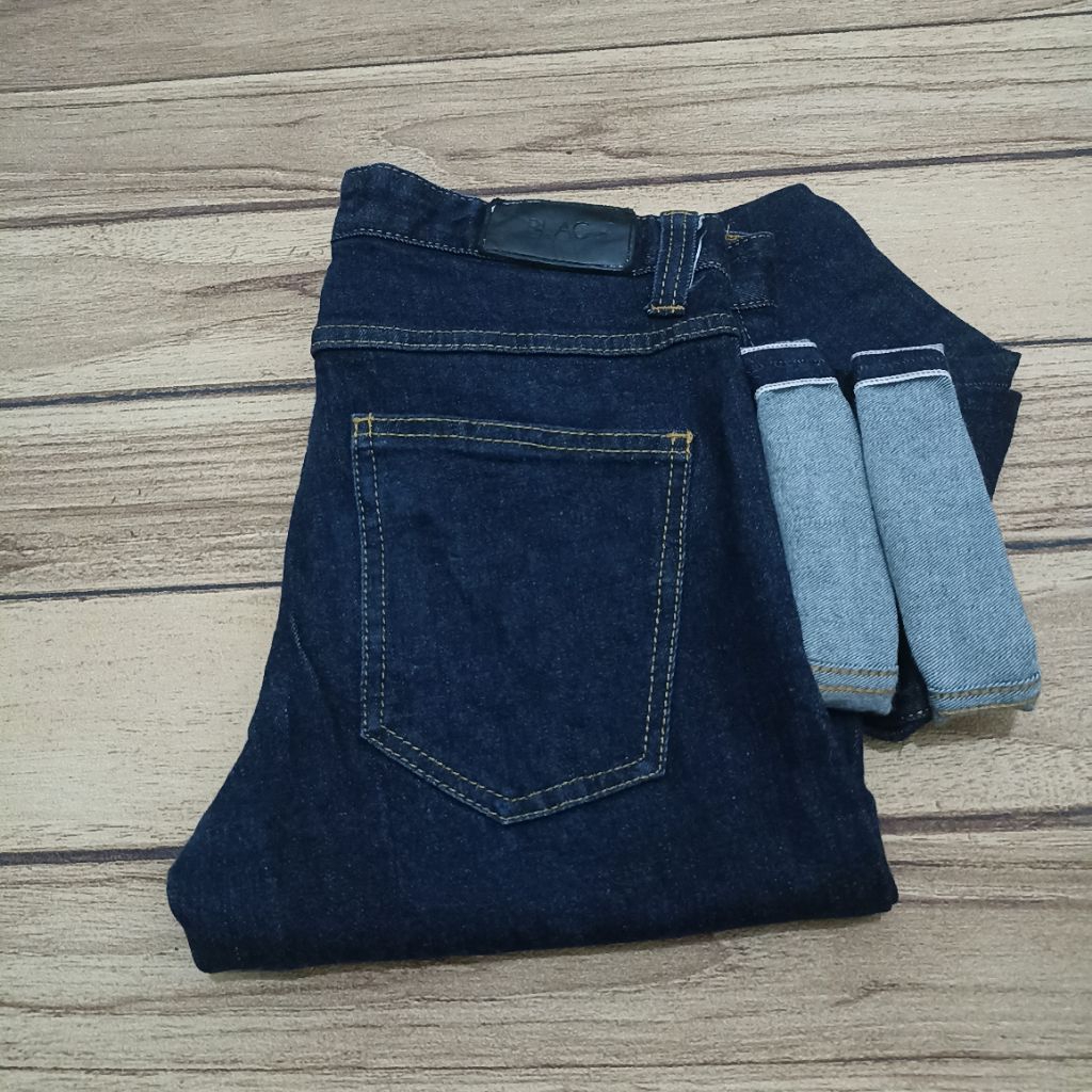 SELVEDGE JEANS PLAC