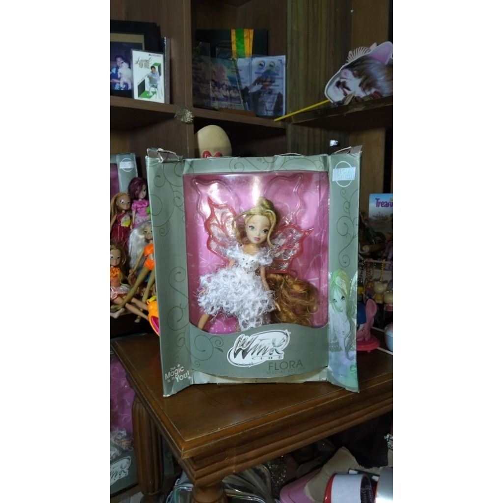 Winx Club Flora Special Edition 2012 doll | boneka winx club flora special edition