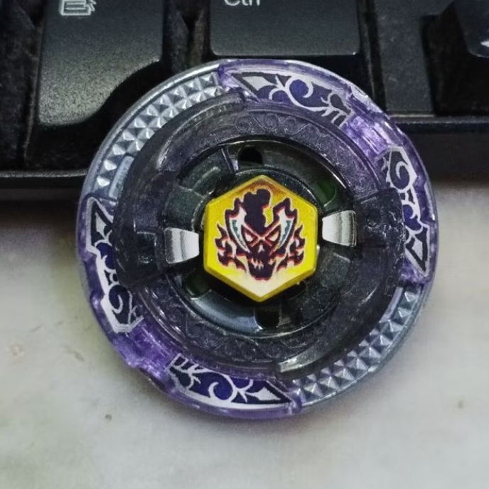 metal fight beyblade 4D (metal fury) scythe kronos original takara tomy