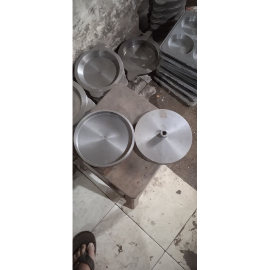 loyang, wajan laker putar ukuran 18 cm