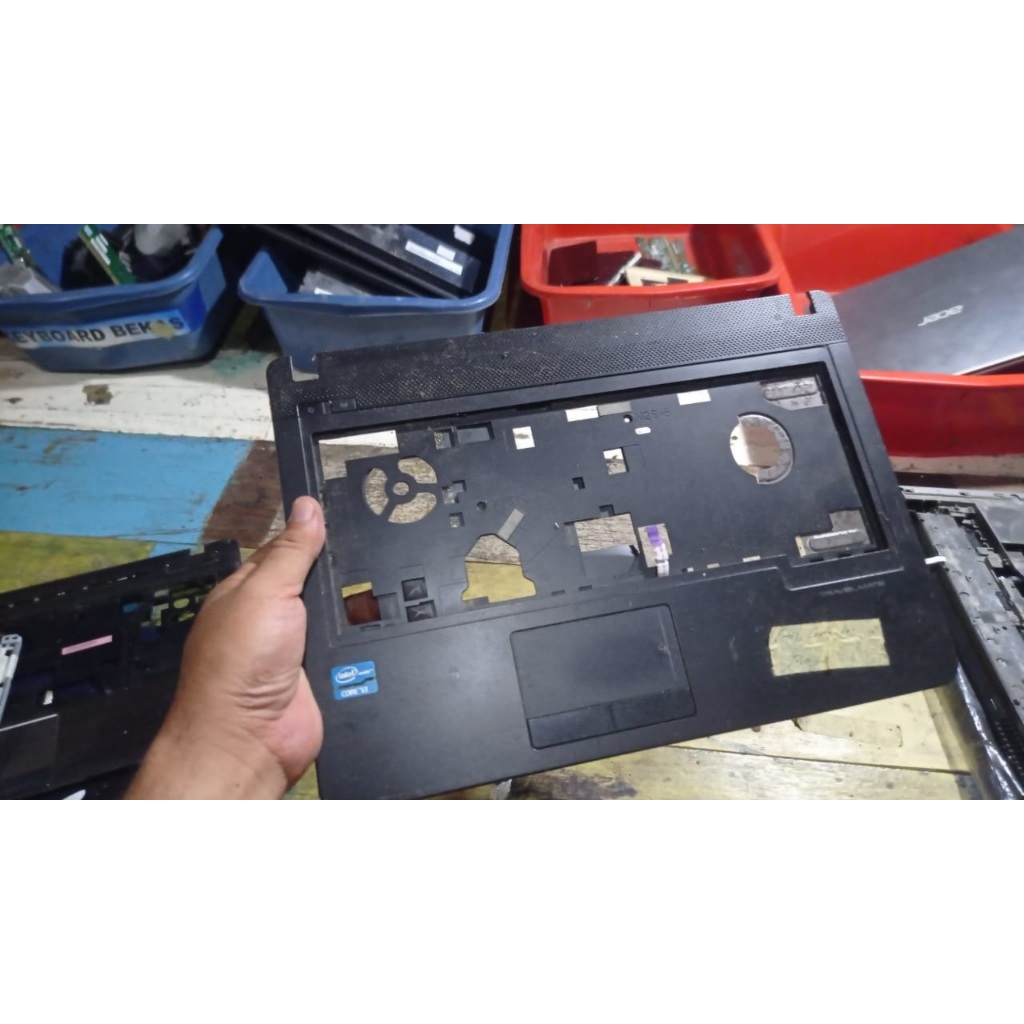 Casing acer travelmate p243 frame keyboard