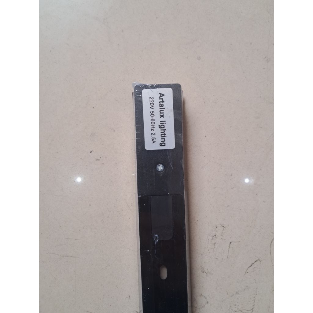 rel lampu merk artalux panjang 1.5m kirim gojek
