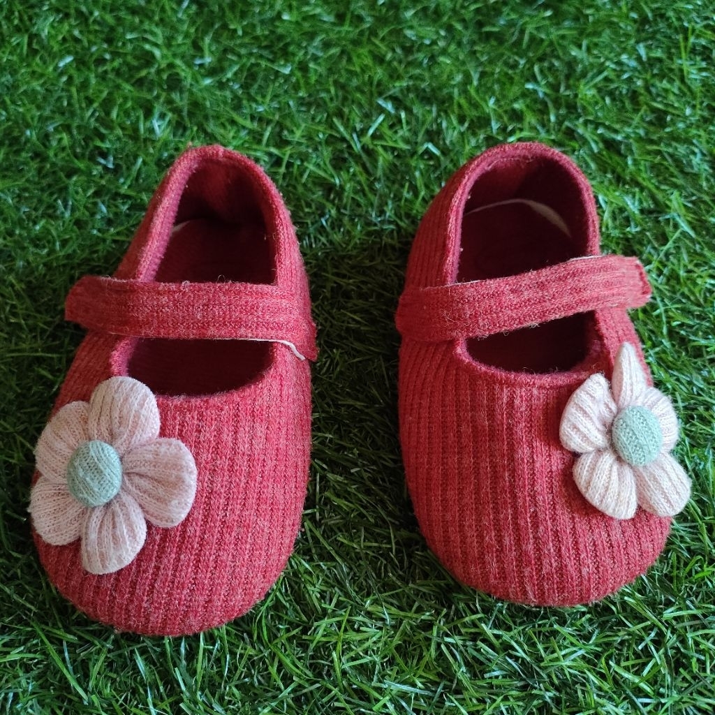 sandal bayi//sepatu bayi[preloved]