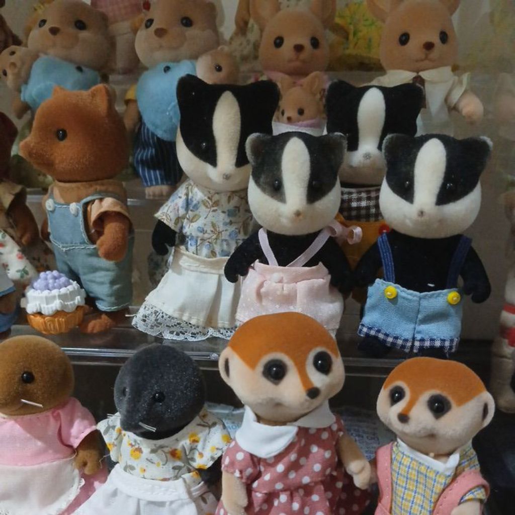 sylvanian figure (rare)