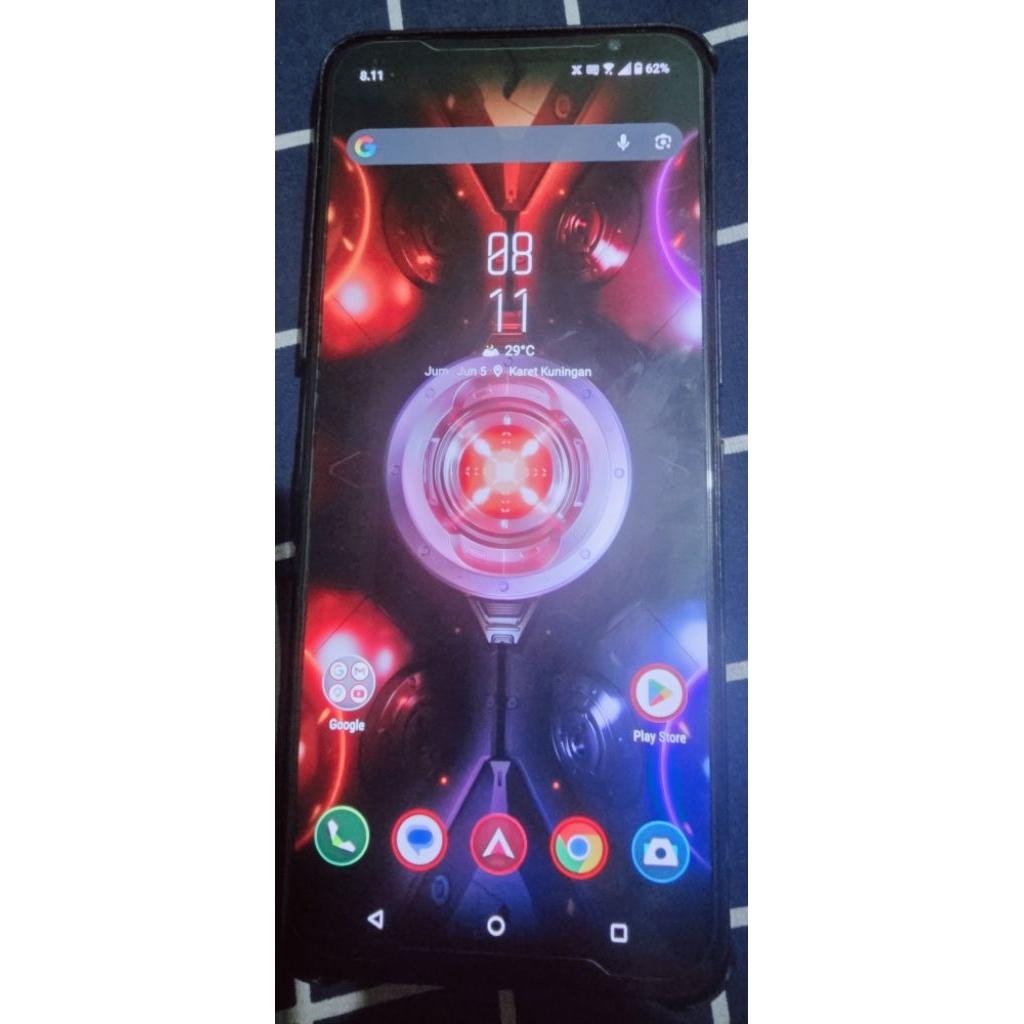ROG 5  12/256 MULUS ADA MINUS FOTO SELFIENYA GK MW BALIK KE MUKA KITA