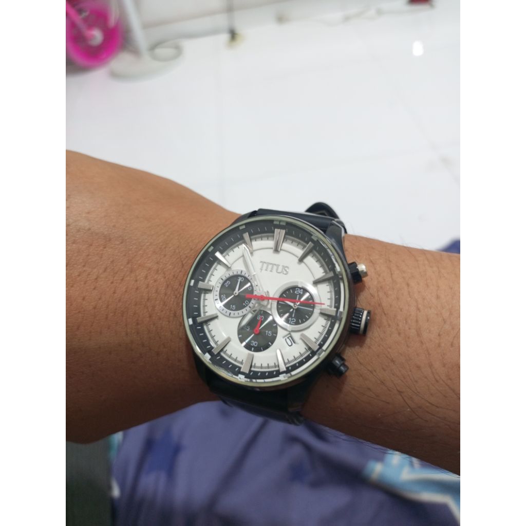 Titus Panda Chronograph Quartz