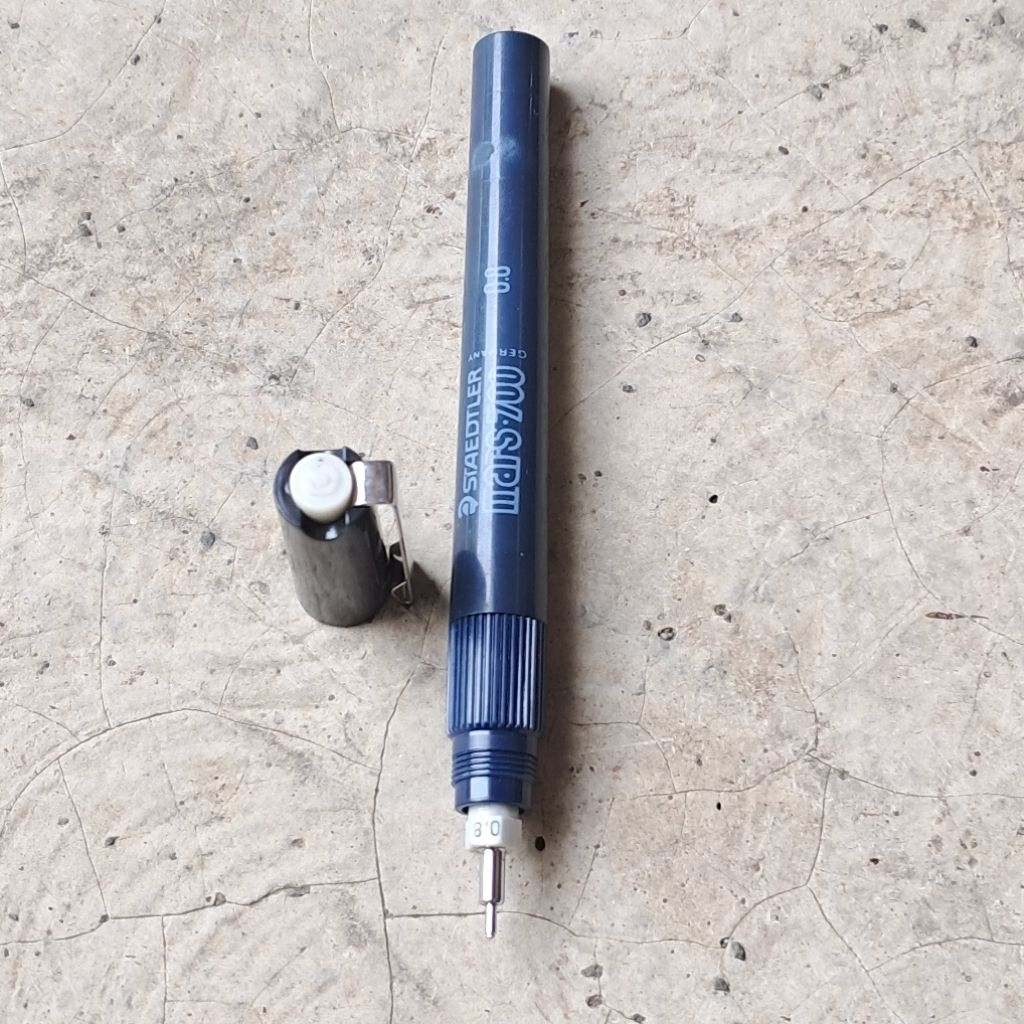 Rapido Staedtler Mars 700 Jerman 0.8 pulpen teknik gambar