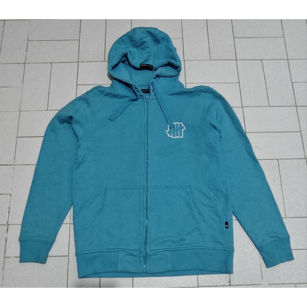 Jaket Sport Hoodie Zipper Undefeated Tosca