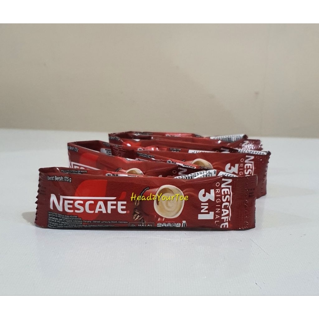 Kopi Nescafe Original 3 in 1 per 10 sachet