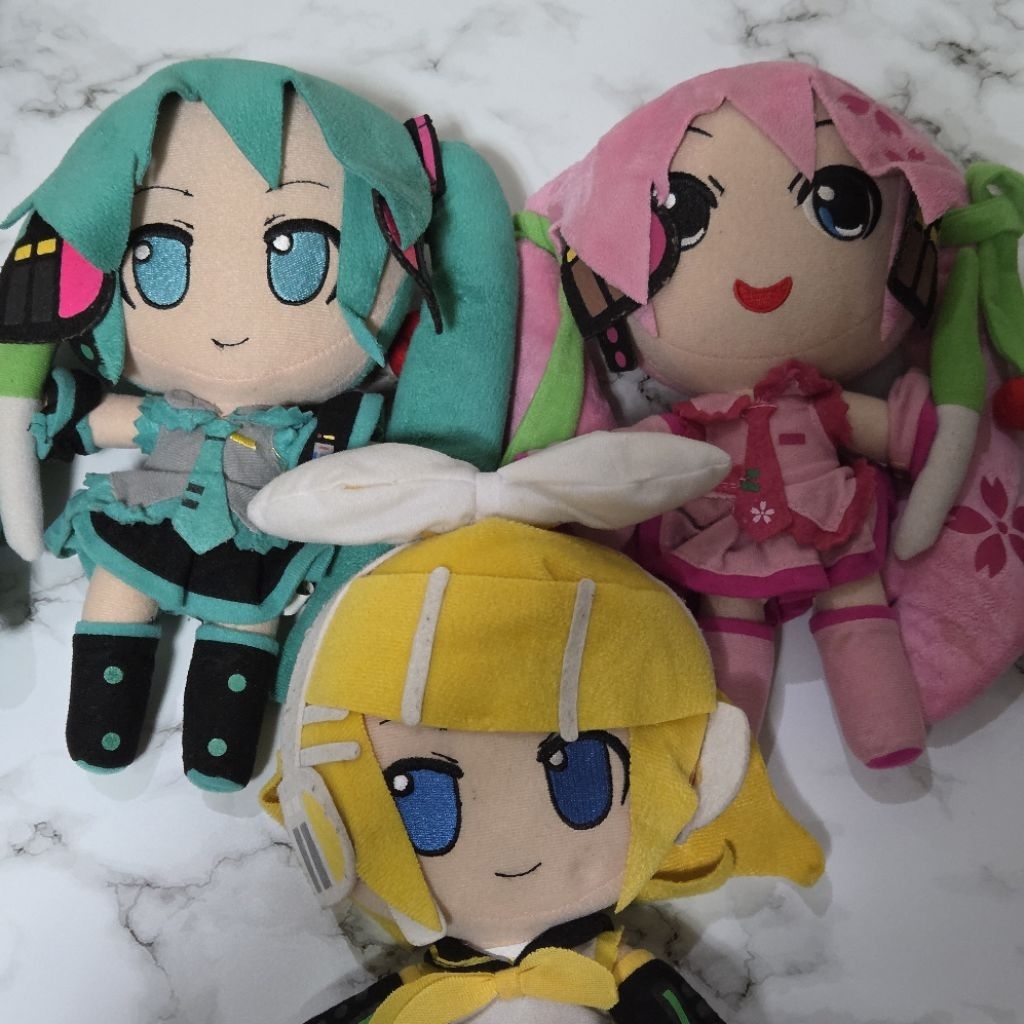 Hatsune Miku, Sakura Miku & Kagamine Rin Vocaloid Plushie Doll Non-Official Merchandise (Preloved)