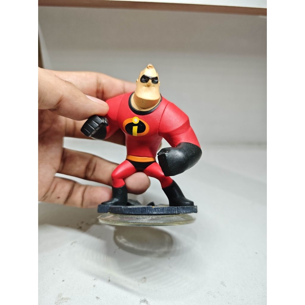 [READY] koleksi pajangan  figure Mr. Incredible - Disney Infinity
