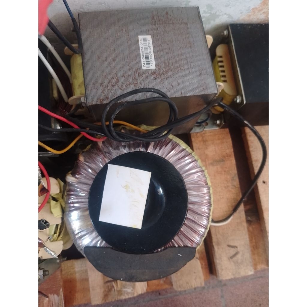Trafo Isolasi Bekas UPS