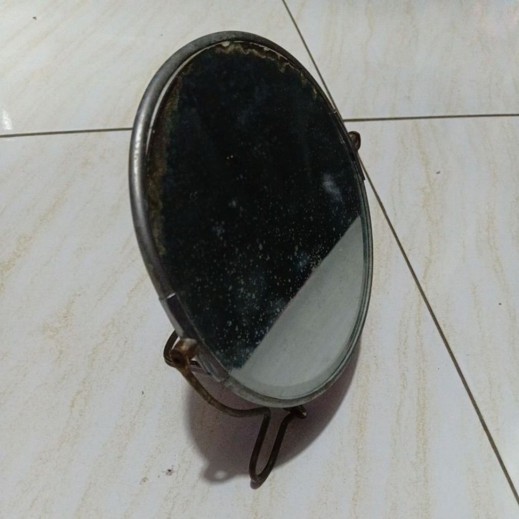 KACA BENGGALA CERMIN RIAS ANTIK KUNO