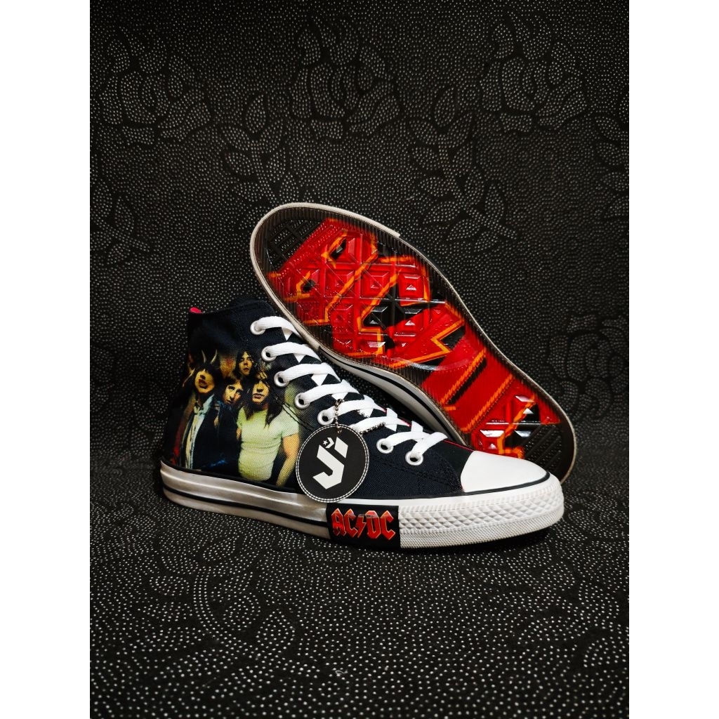 Converse X ACDC Highway to Hell