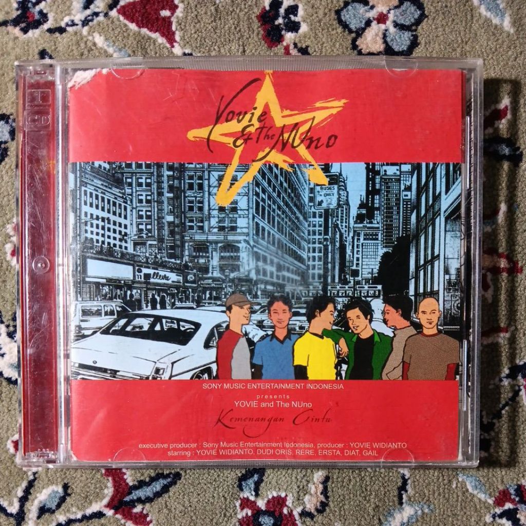 CD YOVIE & THE NUNO - KEMENANGAN CINTA (COVER TTD FULL PERSONIL)