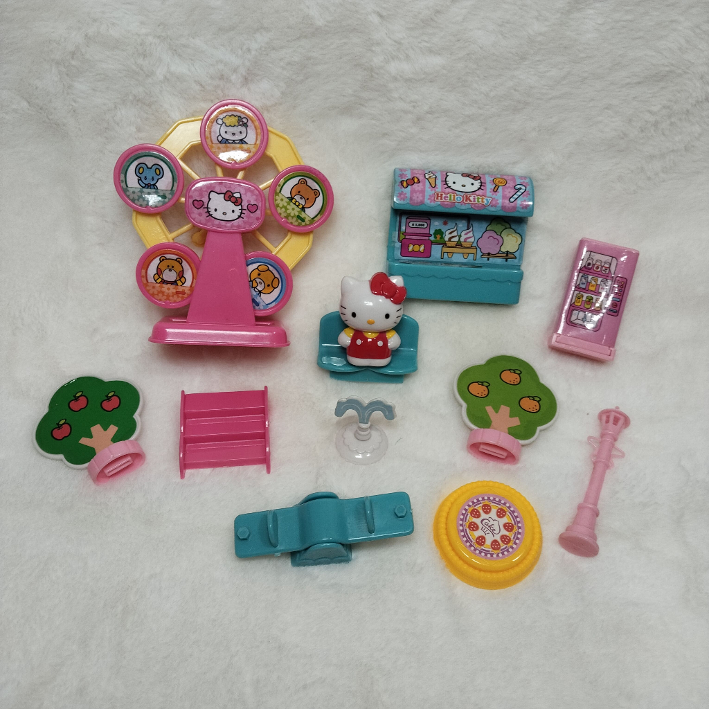 Hello Kitty Mainan Set Playset Sanrio Official License Original Amusement Park Ferris Wheel Taman Be