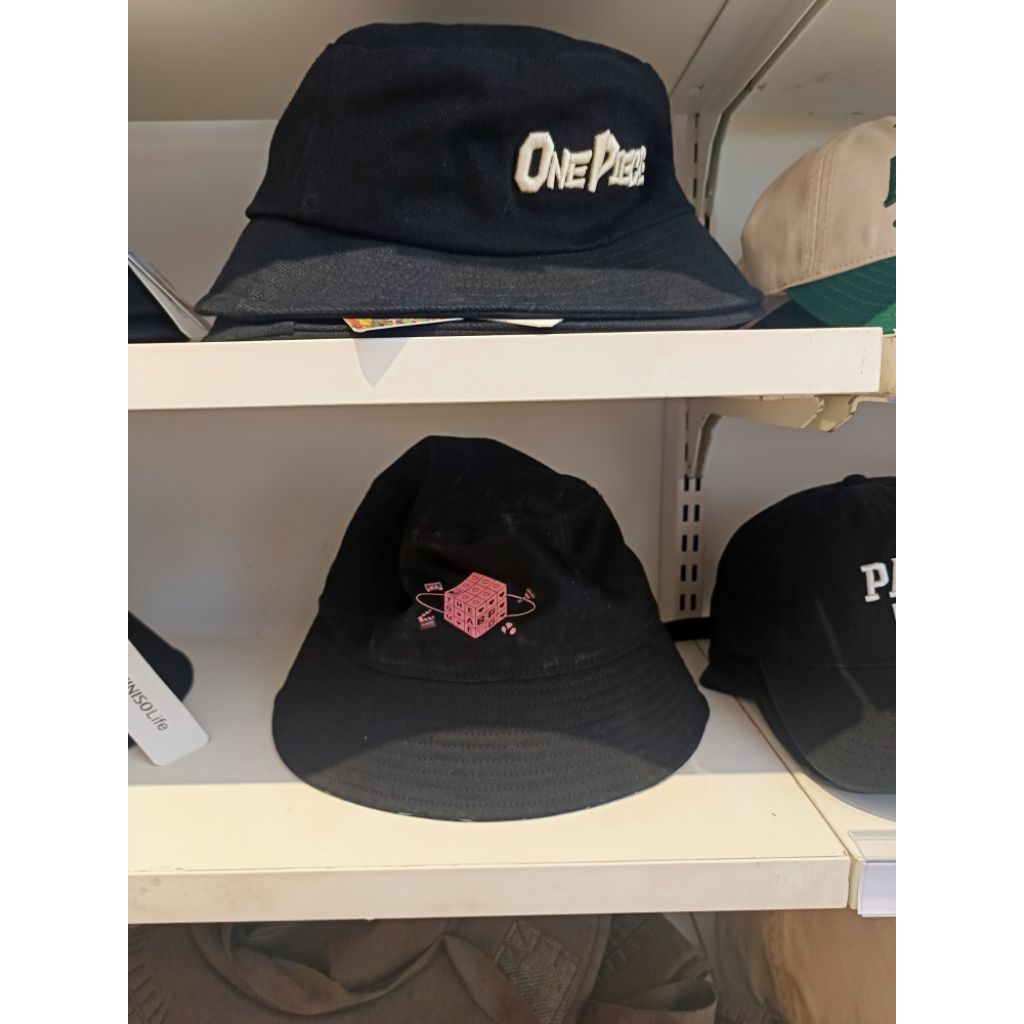 topi blackpink the Game