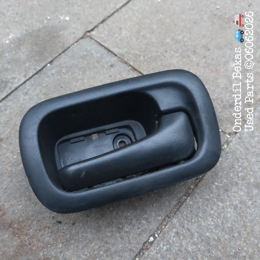 handle pintu kanan belakang Honda CRV gen 2