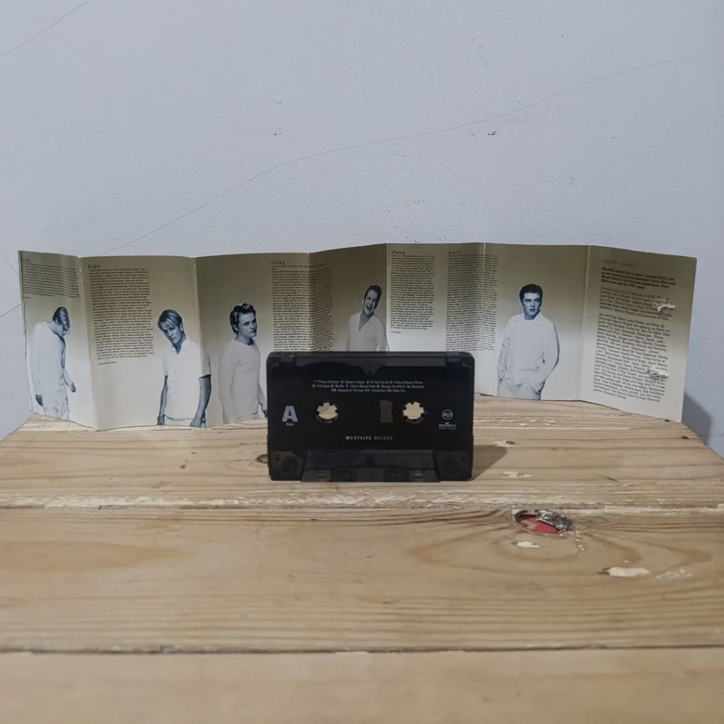 Kaset WESTLIFE - Deluxe