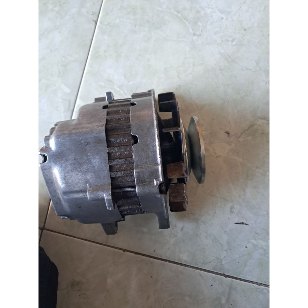 alternator dinamo isi L300 bensin /ss karbolator
