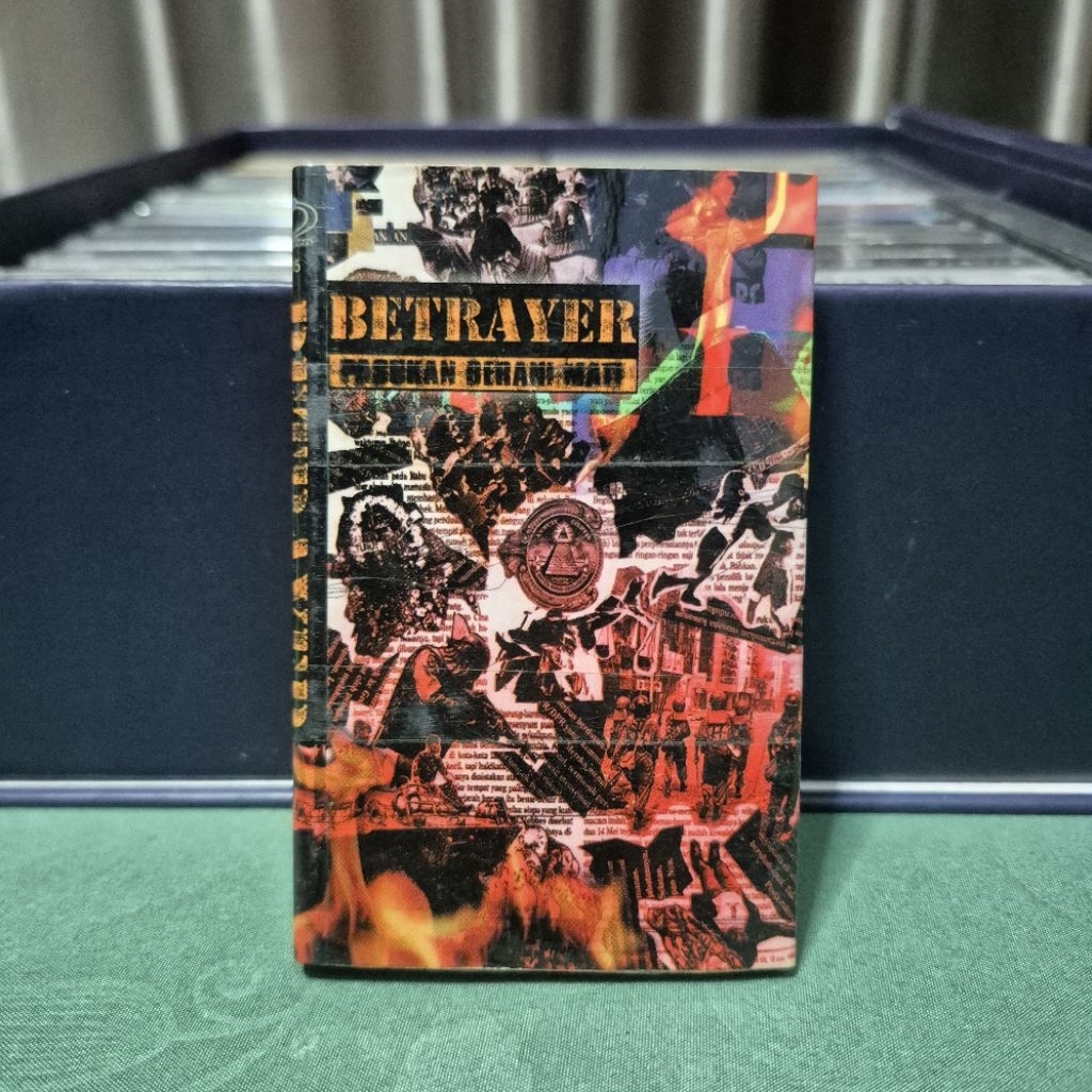 kaset betrayer - pasukan mati