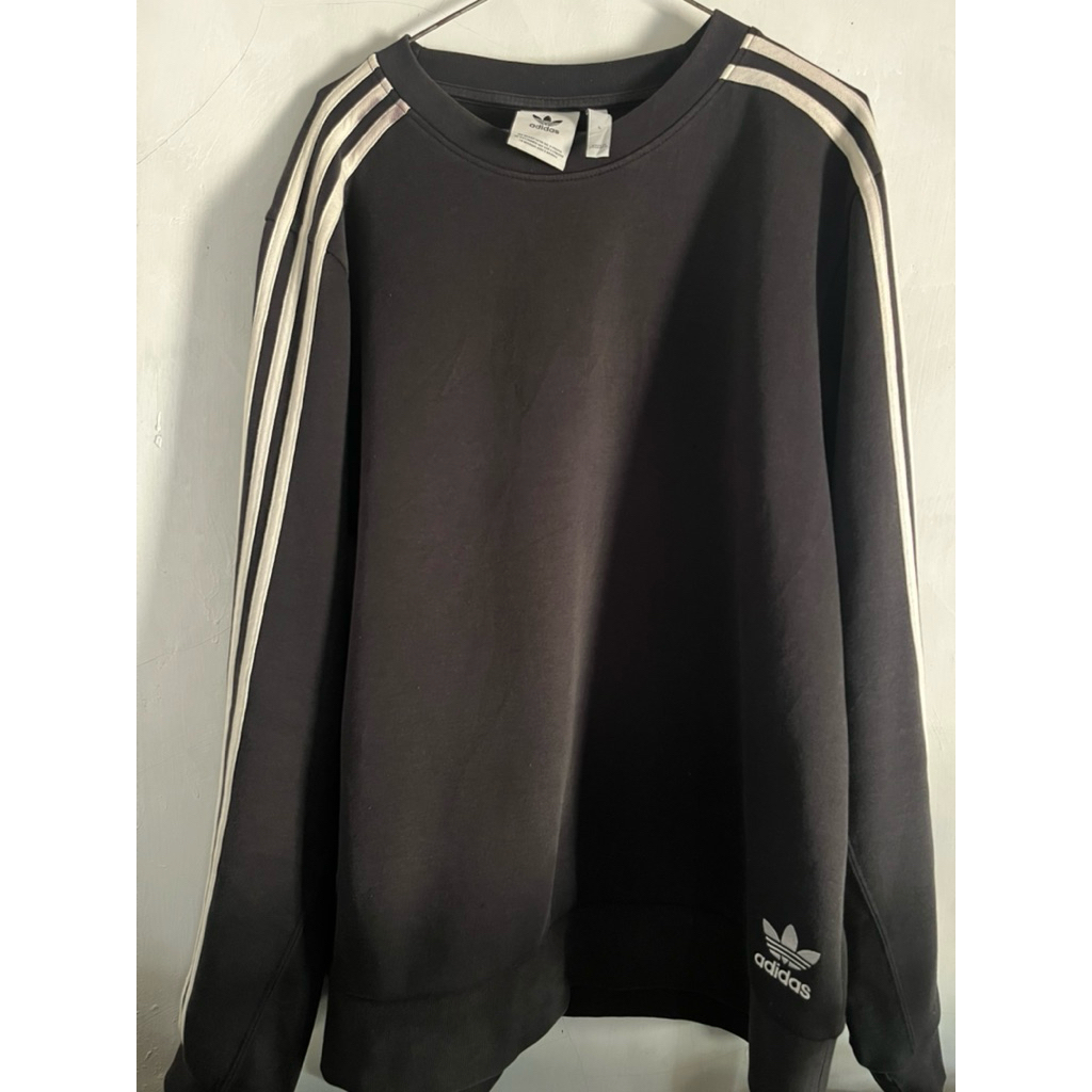 Crewneck Adidas treefoil hitam original CN adidas