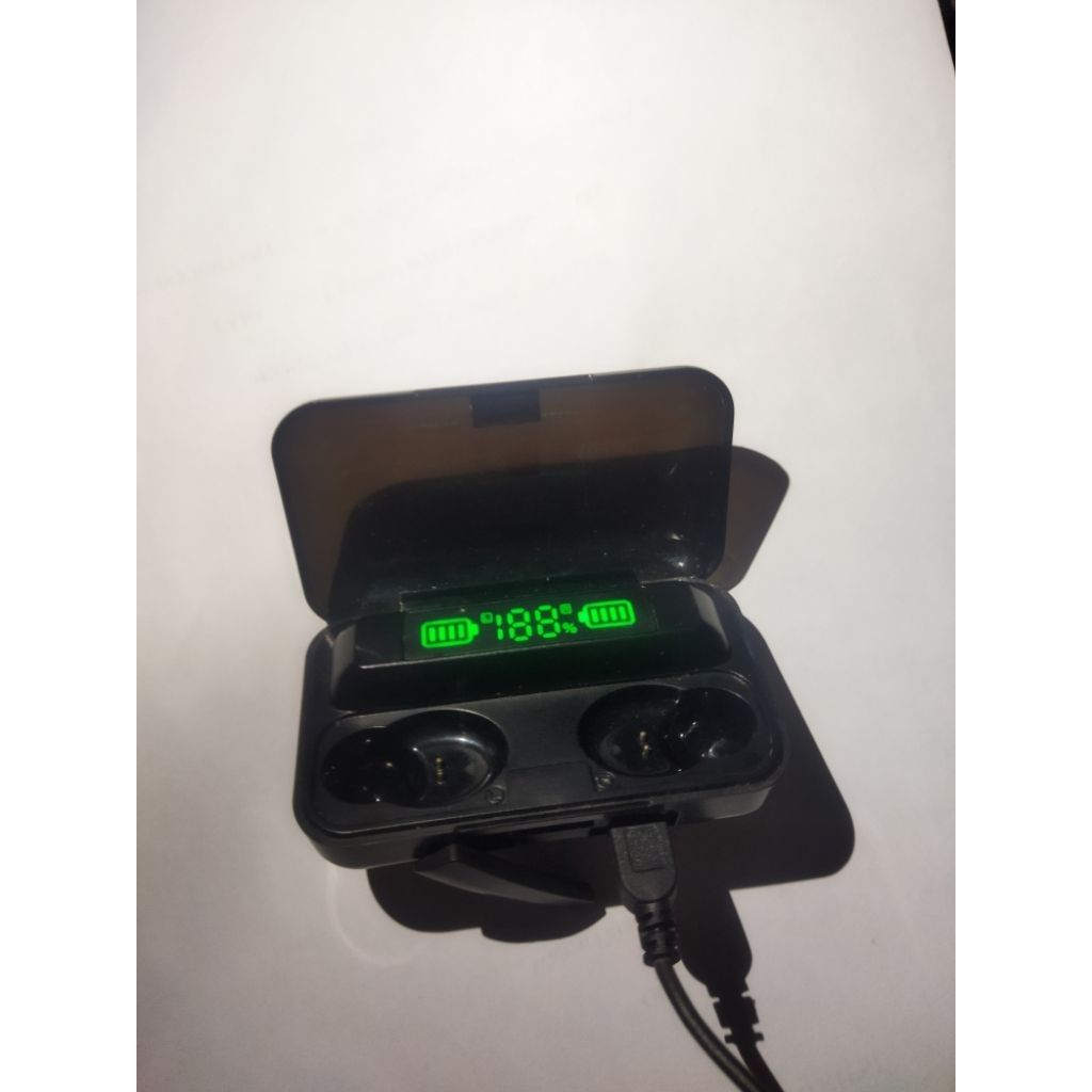 Tempat Tws M10