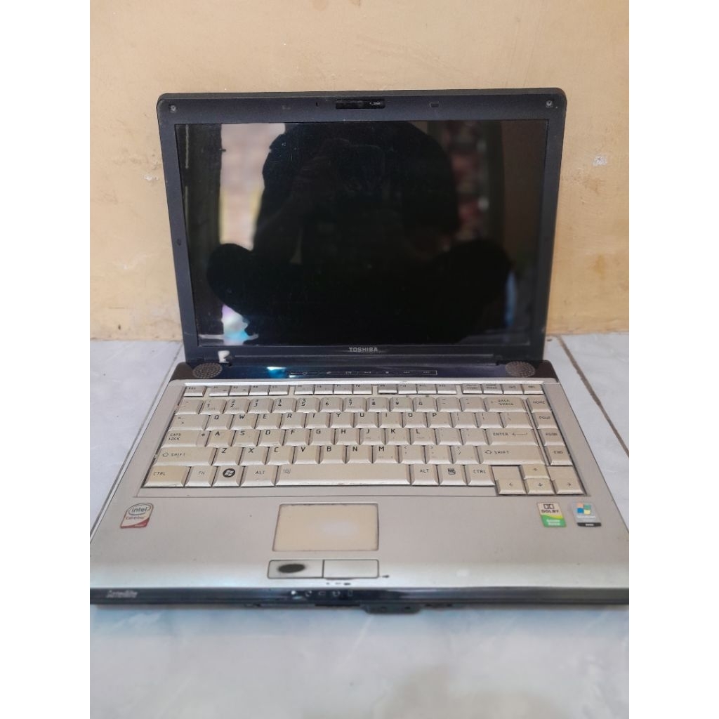 Laptop Toshiba MATOT