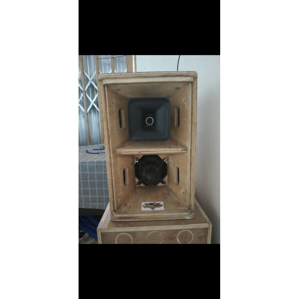 Speaker T24