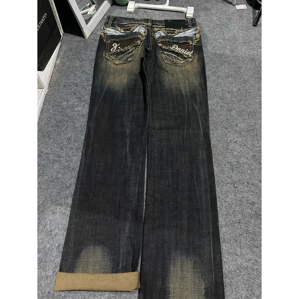 Jeans fedding cakep gelap