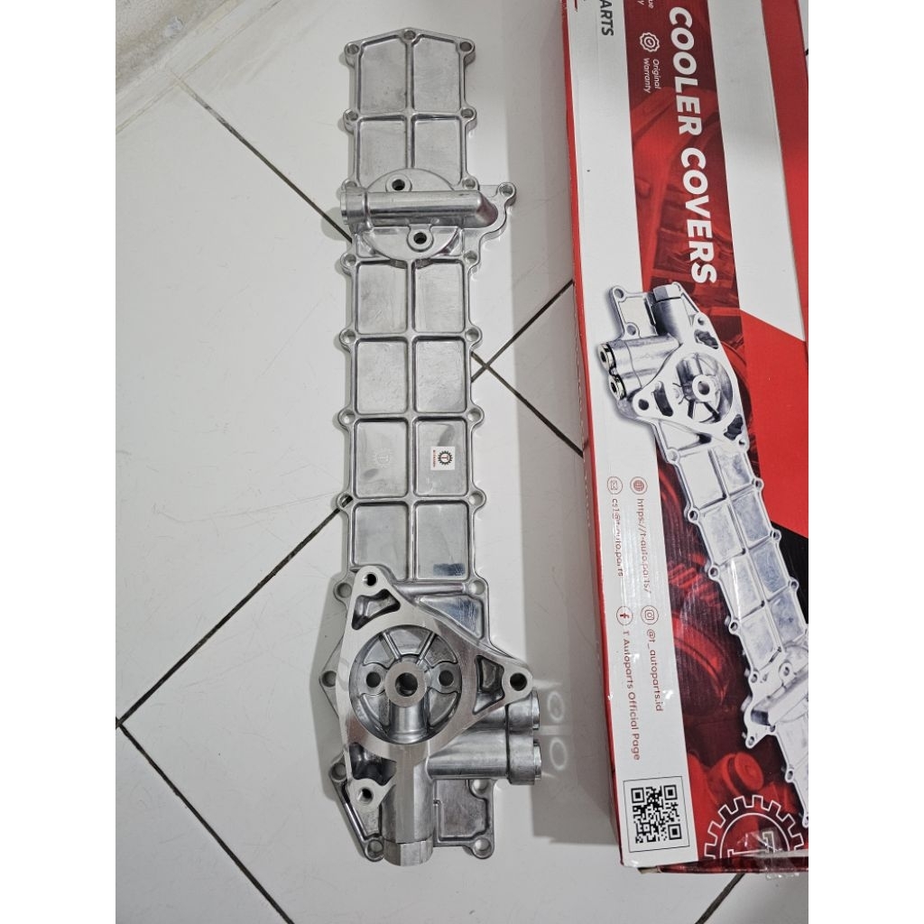tutup cover oil cooler fuso merk titan