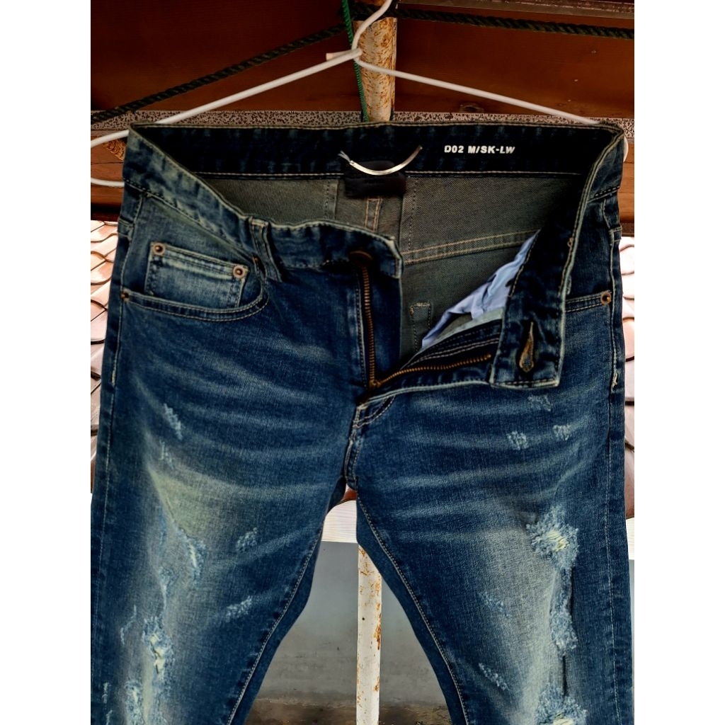 Saint Laurent Paris Distressed Blue Wash Jeans Size 29