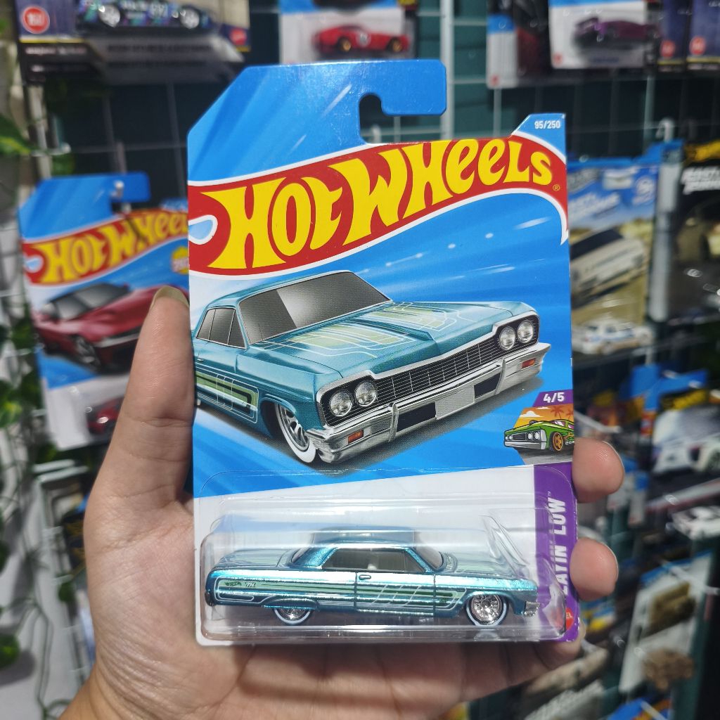 Hot Wheels HotWheels SUPER TREASURE HUNT STH THS 64 Impala